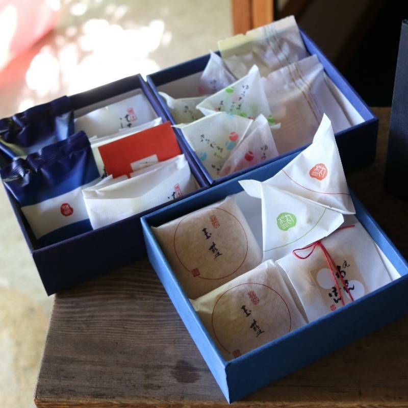 遊山箱 特別な日の贈りもの｜菓游茜庵
